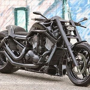 Meet your Posher, Bruce